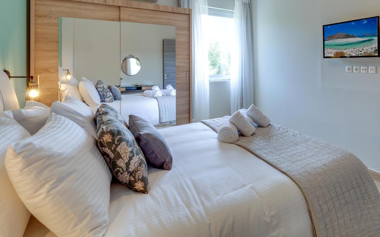 Chania Elite Homes Ii-Apartment Near Venizelos Tombs Monument Chrissi Akti Chania Exterior foto